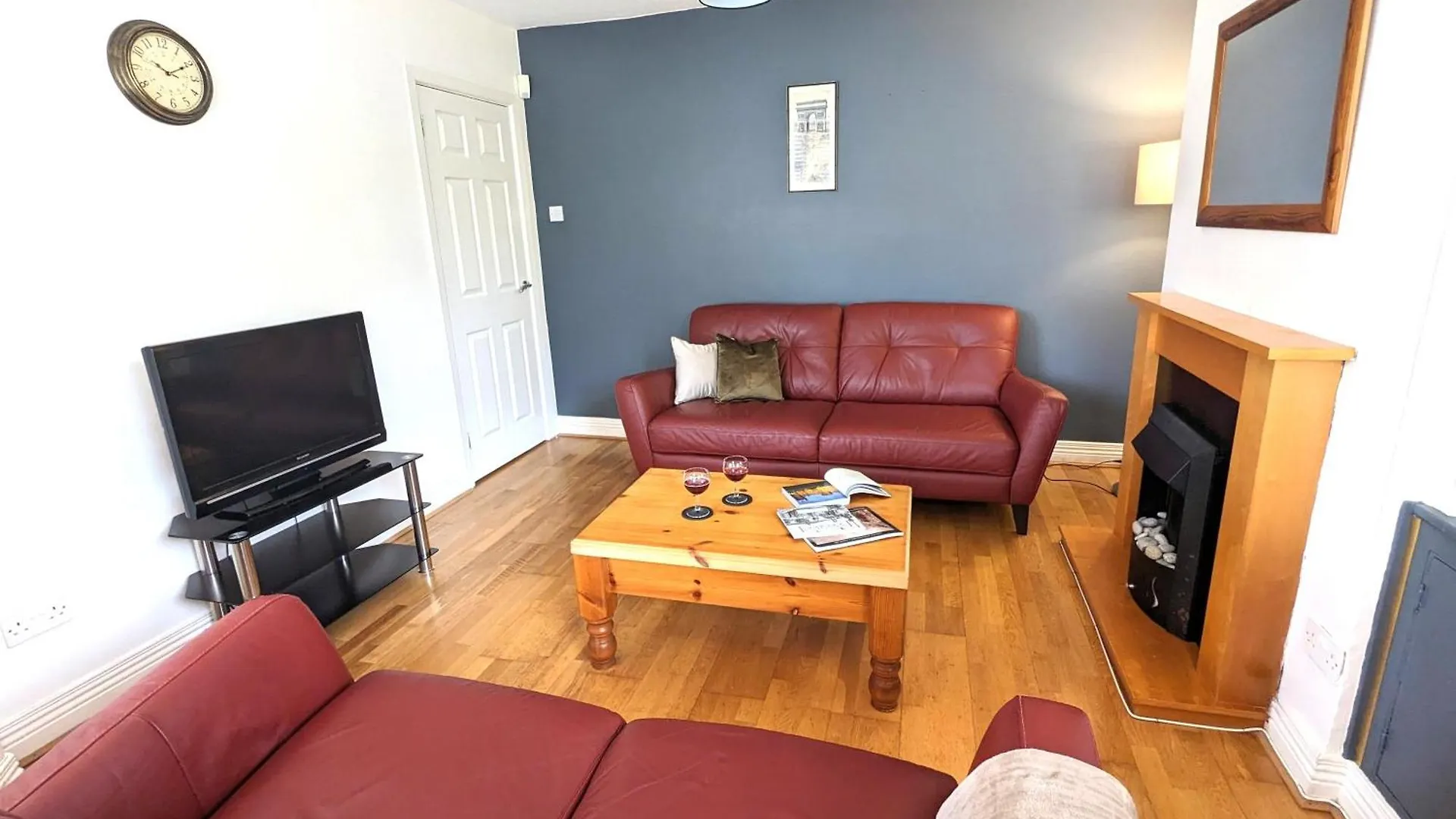 Heart Of Belfast With Private Garden Villa